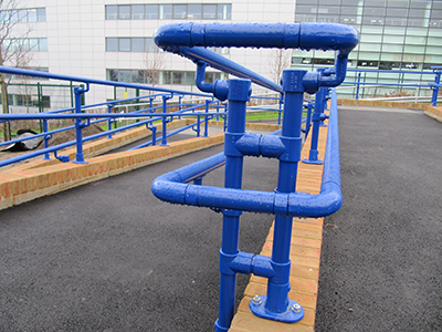 Warm handrail in cold weather