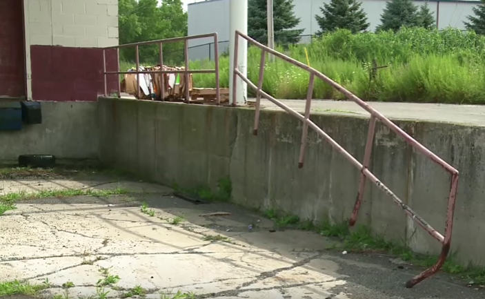 Hazardous, damaged fabricated railing. Credit: Kee Safety